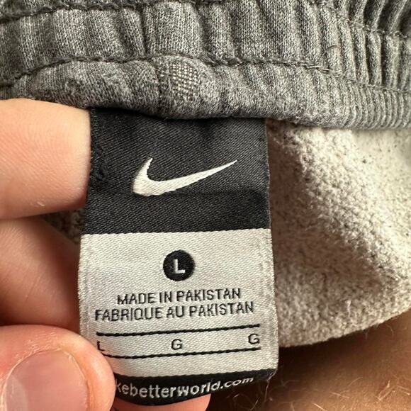 Gray Nike Sweat pants swoosh logo size L thrashed out loose fit - Picture 5 of 7